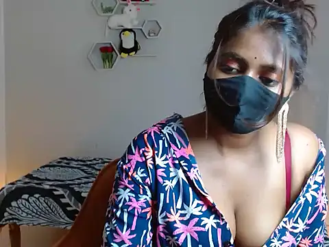 Hotginni4 现场XXX聊天