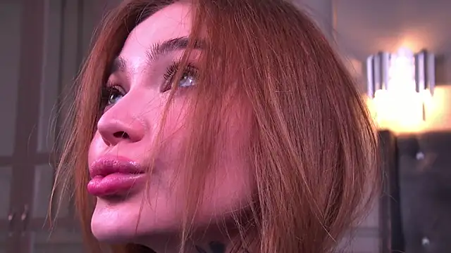 دردشة AriWild الجنسية المباشرة