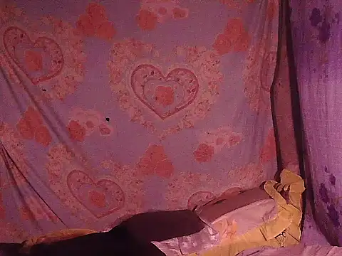 Huntrix2025 live XXX chat
