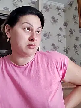 Soli9999 – Naživo XXX chat