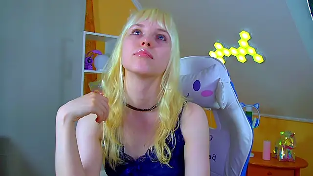HannahHollis' Live XXX Chat