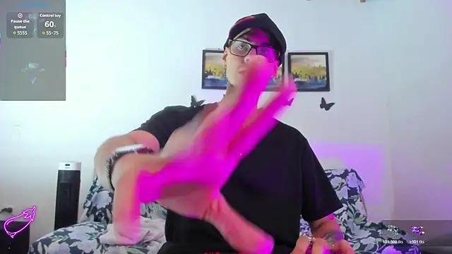 Vlad__night élő XXX-chatje