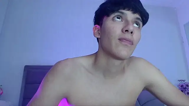 ethan_twink22 Live XXX-Chat