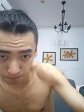 แชท XXX สดของ xingyintaidi