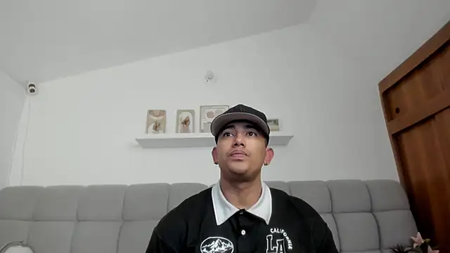 Chat XXX en directo de erotic_sins