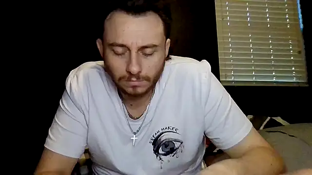 Mikecloudyhawk লাইভ XXX চ্যাট