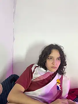 Živý XXX chat TeensNews18