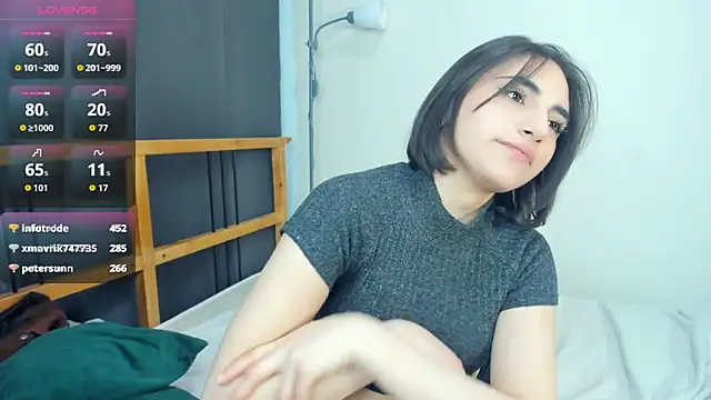 LunarLori's Live XXX Chat