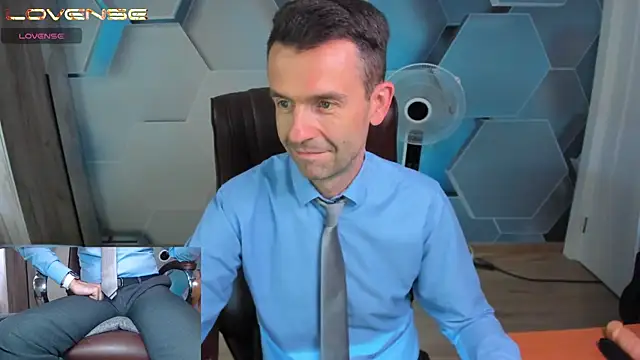 SteveTiger Live XXX-chat