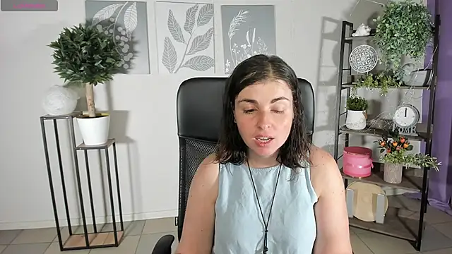 MartaEdams' Live XXX Chat