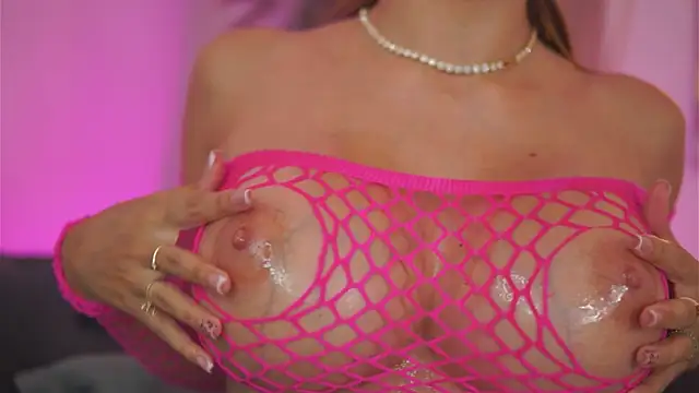 Aisha_Bee Chat XXX live