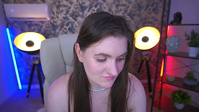 EmmyCharmm Live XXX-Chat
