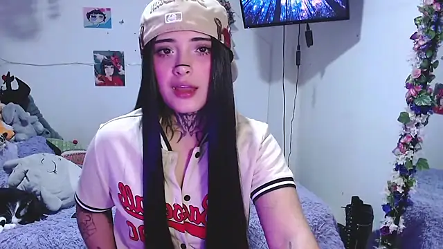 mia_catt05's Live XXX Chat