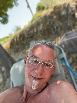 הופעת וובקאם של ClaraMigger@xh