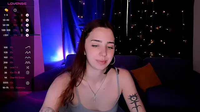 Chatroom XXX en direct de CharliGrace_