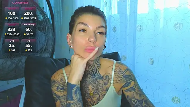 tattooedBabyy – Naživo XXX chat