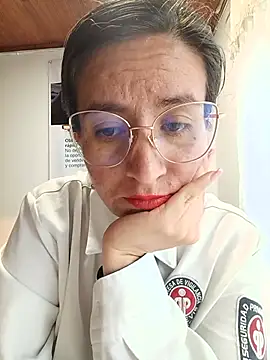 Valentina--1 Chat XXX in diretta