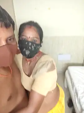 Desibhabhi82n Live XXX chat