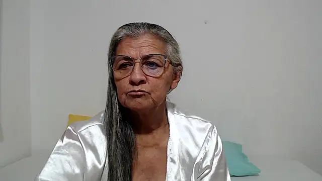 candy_mature_ XXX чат на живо