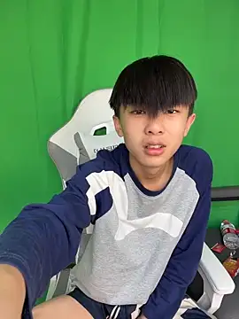 DD-101 Chat XXX live