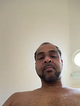Priyantha1982 网络视讯表演