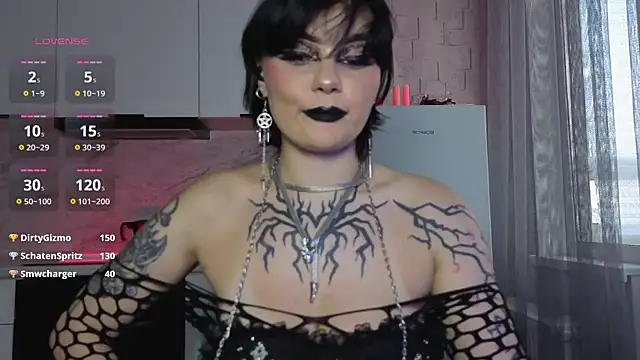 Chat +18 de IntrigueYourDay ao vivo