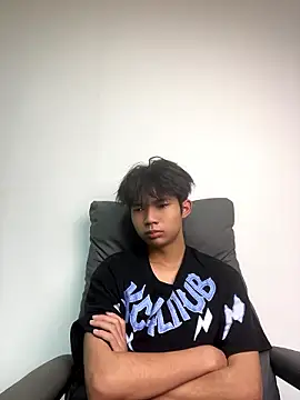 -OvO-のライブXXXチャット