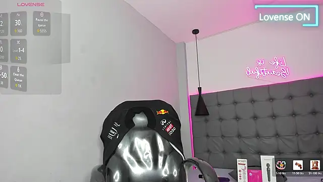 scarletcherry18 live XXX chat