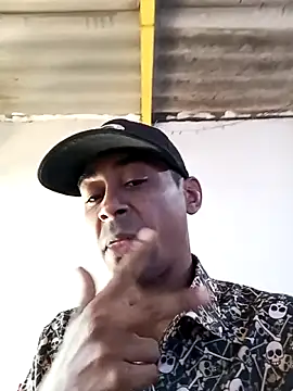 Chat +18 de RoludoDF ao vivo