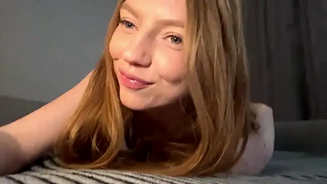 Auroralgnis Chat XXX in diretta