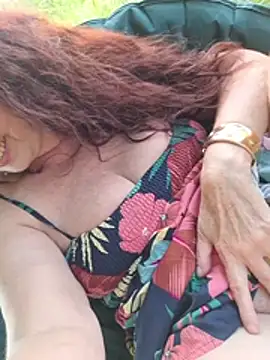 GypsyEsmeralda Adlı Modelin Canlı XXX Sohbeti