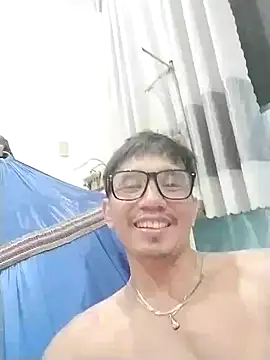 Chat XXX Live traiwe06