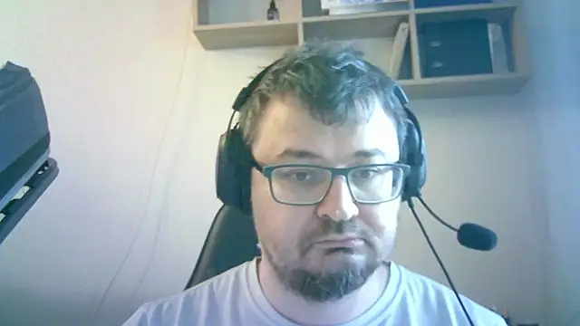 XXX chat uživo modela SirAbuser