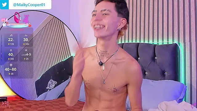 XXX chat uživo modela Maiky_Cooper01
