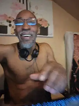 Lonelynudist59's Live XXX Chat