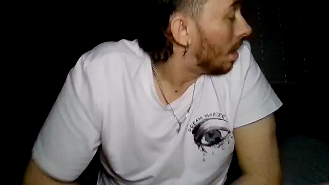 Mikecloudyhawk লাইভ XXX চ্যাট