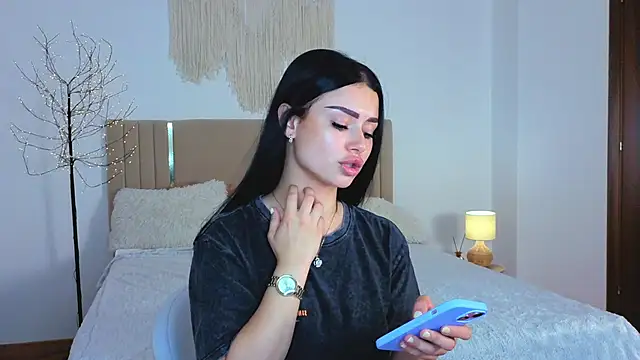 Silena_sky লাইভ XXX চ্যাট