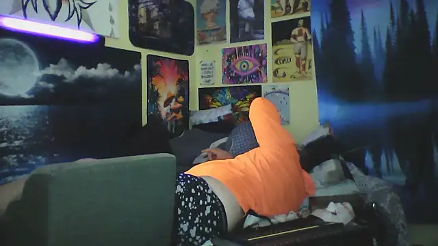 XXX chat uživo modela Mic_Oxinner