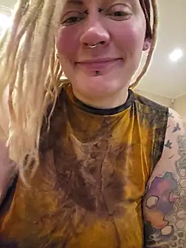 PinkTheHawk Live XXX-Chat