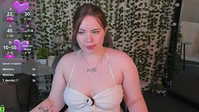 EricaElliott's Live XXX Chat