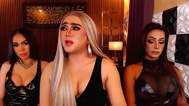 دردشة MariaSofiaLoveTS الجنسية المباشرة