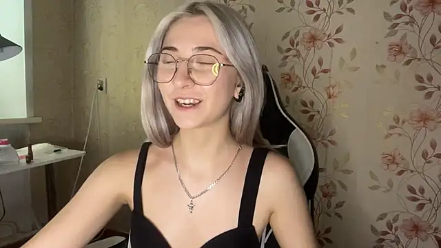 Chat +18 de WhitePowerGirl ao vivo