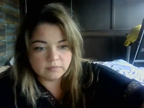 Chat +18 de cute__cherry ao vivo