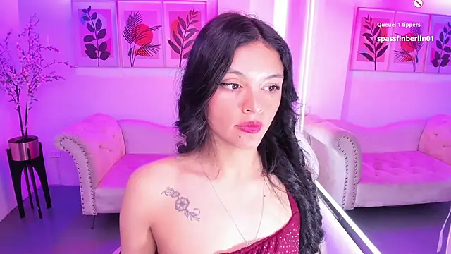 Maddie_T18 Live XXX-Chat