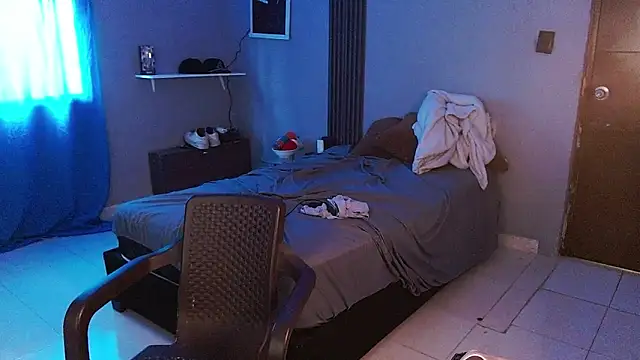 Mr_yisuzz Adlı Modelin Web Kamerası Şovu