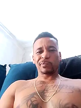 צ'אט XXX בשידור חי של Brenoslv1