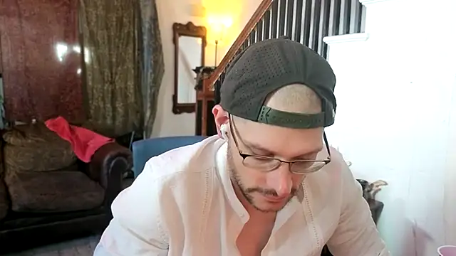MasterDaddyCool's Live XXX Chat