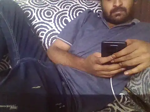 lucknowguy – Naživo XXX chat