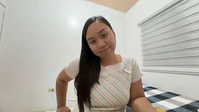 EarlineMadera Adlı Modelin Canlı XXX Sohbeti