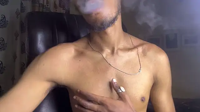 צ'אט XXX בשידור חי של GunSlay